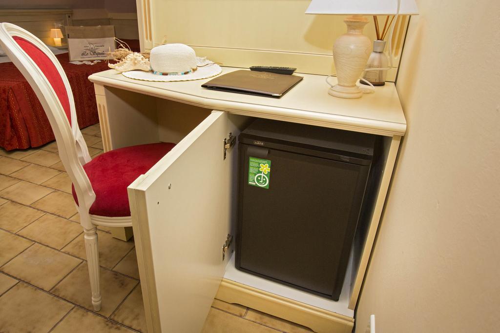 Hotel Lo Squalo グロッタンマーレ 部屋 写真