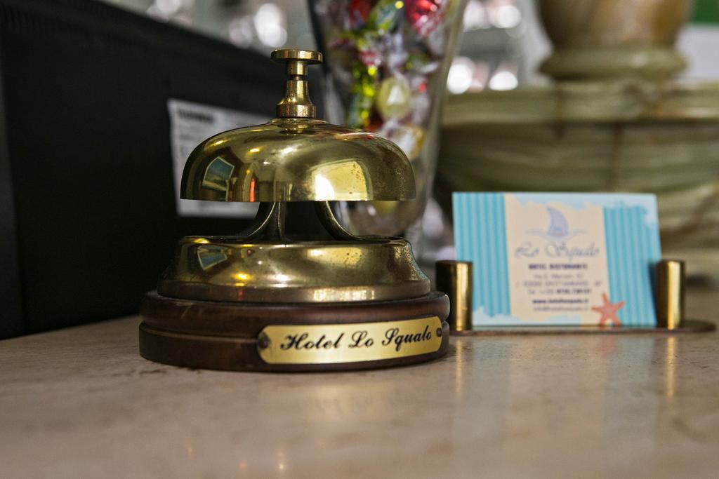Hotel Lo Squalo グロッタンマーレ エクステリア 写真