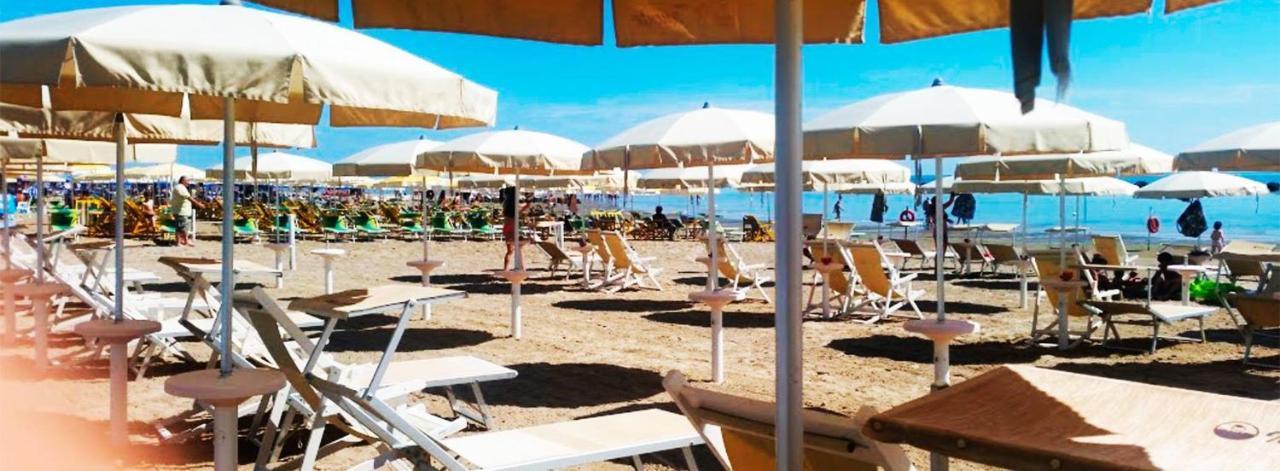 Hotel Lo Squalo グロッタンマーレ エクステリア 写真